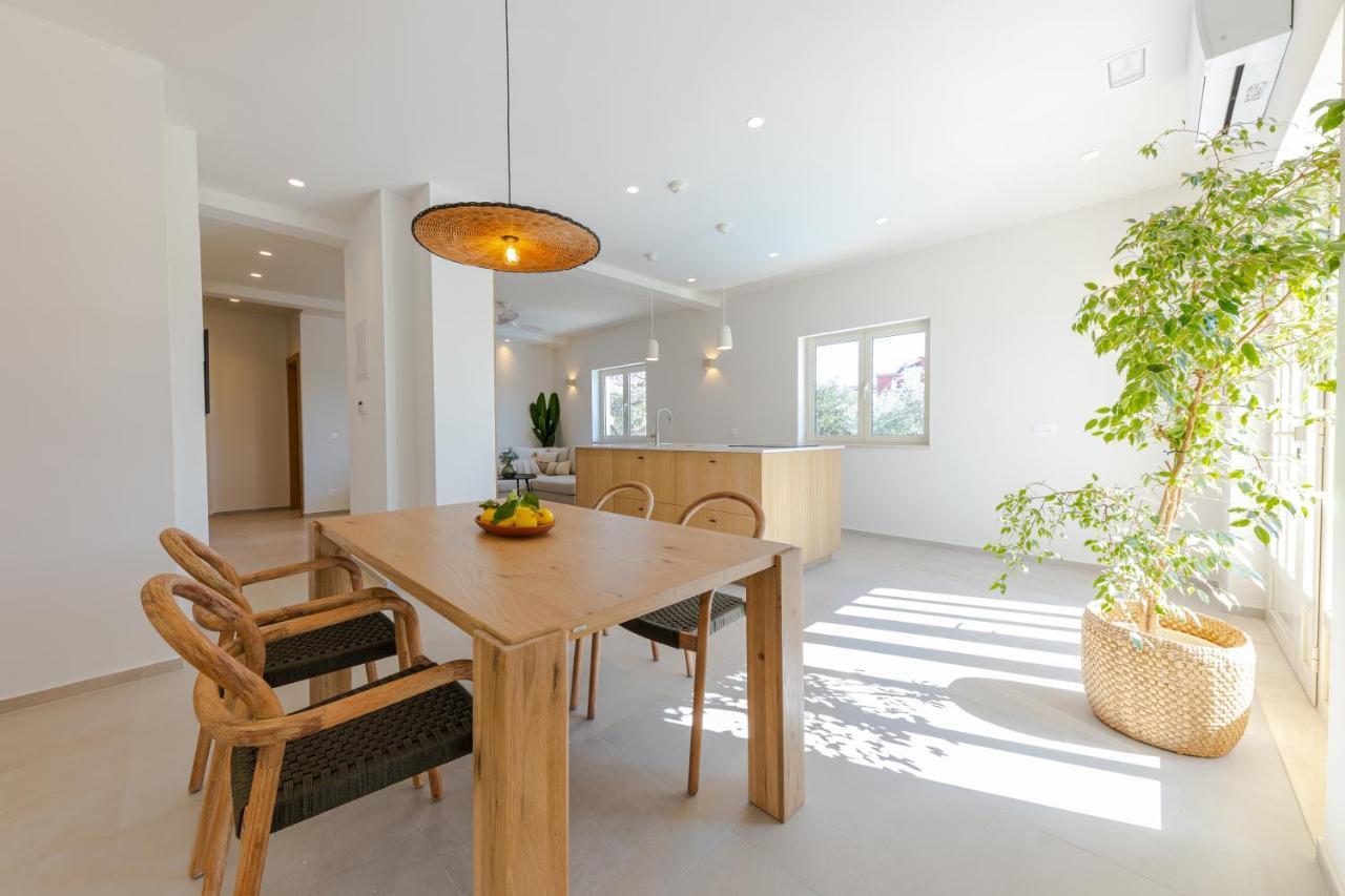 Apartamento The Olive Poolhouse Split Exterior foto