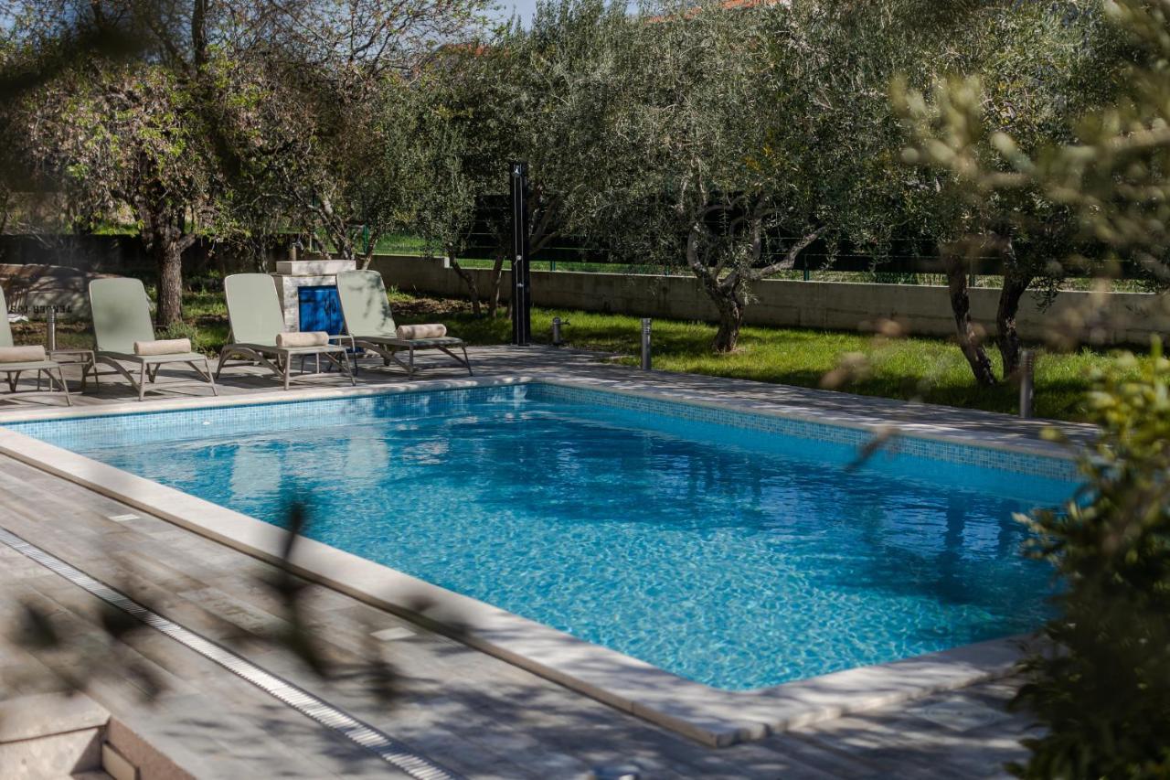 Apartamento The Olive Poolhouse Split Exterior foto
