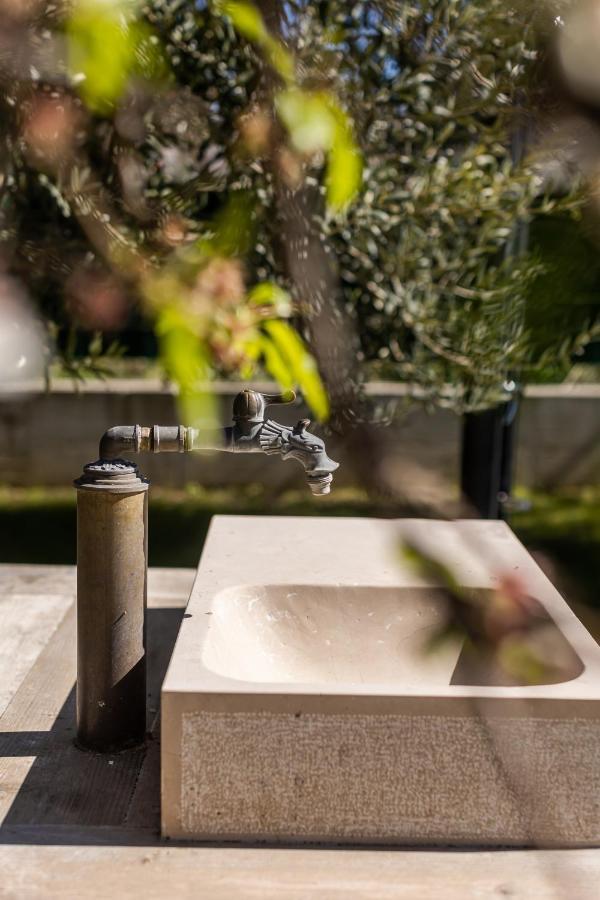 Apartamento The Olive Poolhouse Split Exterior foto
