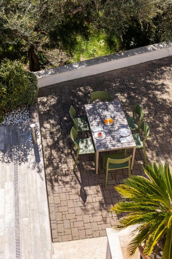Apartamento The Olive Poolhouse Split Exterior foto